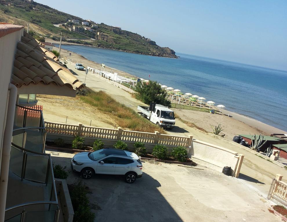 Вилла San Marco In Riva Al Mare Шакка Экстерьер фото