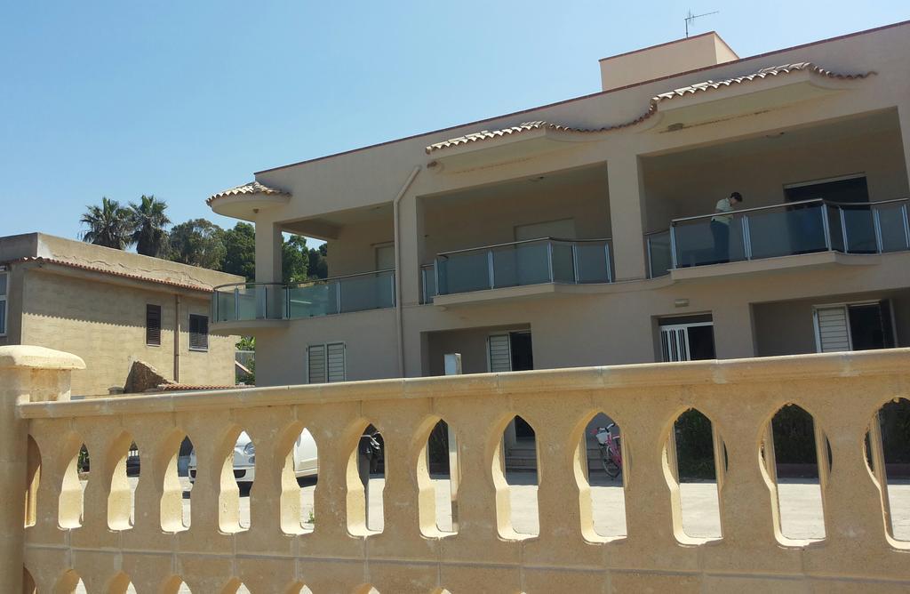 Вилла San Marco In Riva Al Mare Шакка Экстерьер фото